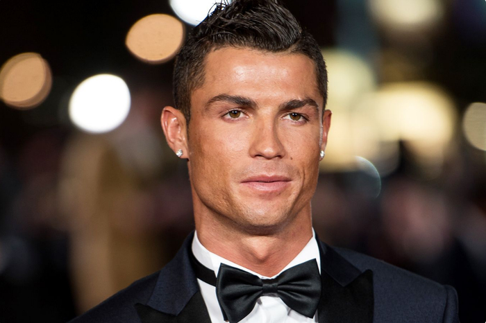 今晨葡超传出新动向；圣安东尼奥马刺完成体检；管理层表态——媒体盛赞；更衣室氛围转暖的简单介绍-开元官网