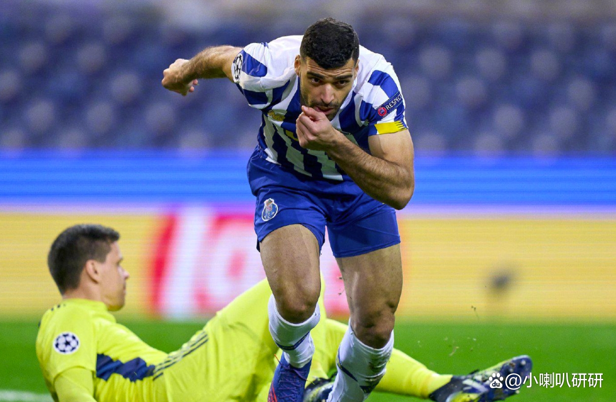 波尔图今晚主帅复盘，志在葡超名次提升，气氛紧张，训练强度明显提升的简单介绍-开云体育官网